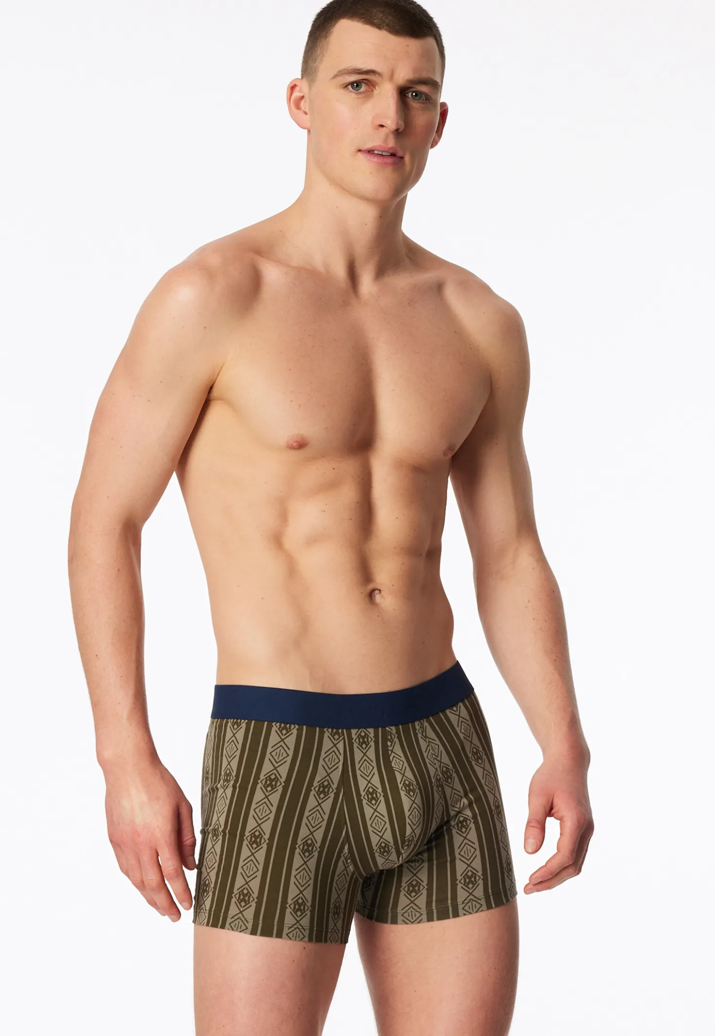 Shorts oliv gemustert - 95/5