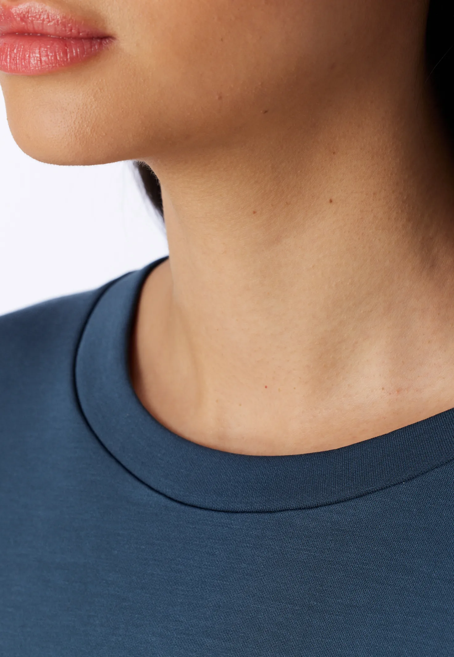 Sweatshirt langarm Doubleface V-Ausschnitt deep blue - Mix+Relax